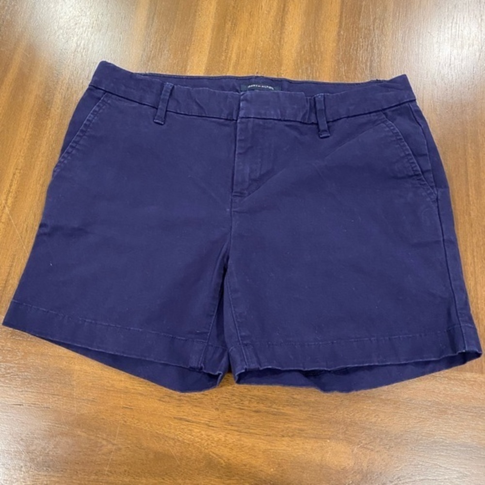 Good Condition Tommy Hilfiger Navy Shorts Size 4